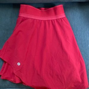 Lululemon court rival high rise skirt red 15” length NWOT